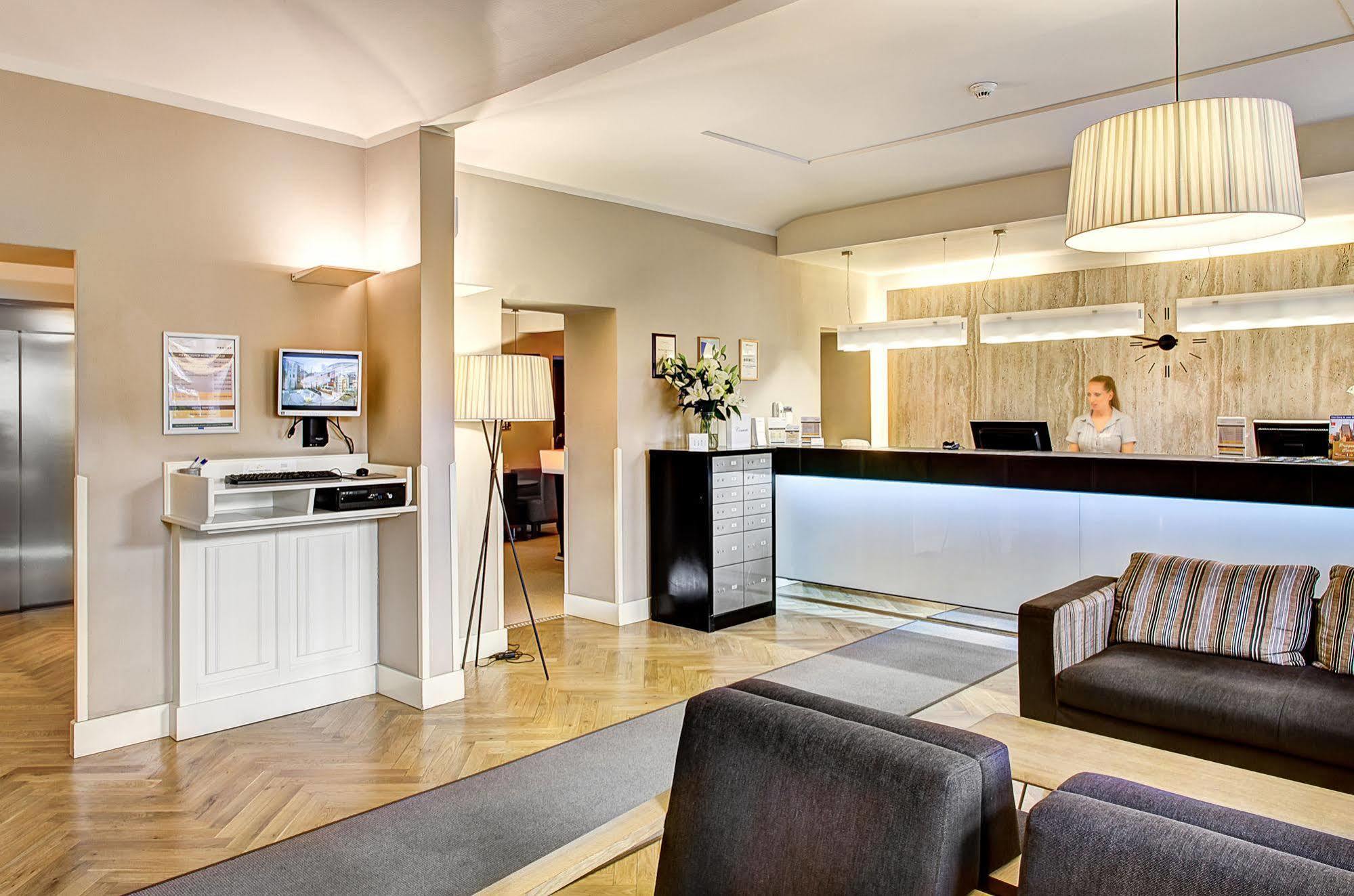 Hotel U Tří Korunek 3*