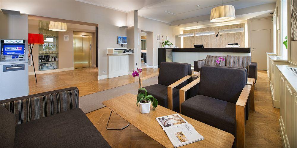 Hotel Three Crowns